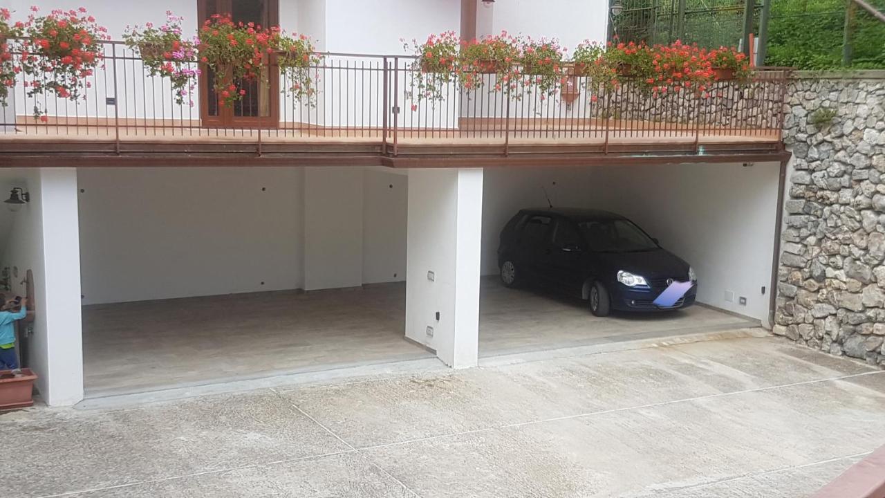 Casa Vacanza Xenia Agerola Eksteriør billede